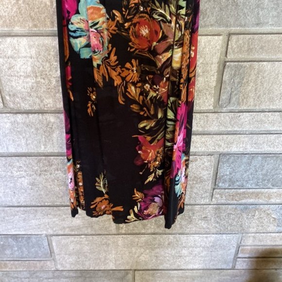 FREE with any purchase 🤩 Open shoulders dress. Floral. Beautiful. - Picture 4 of 6